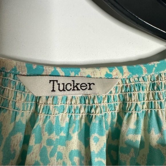 Tucker silk button front long sleeve belted dress - Picture 4 of 5